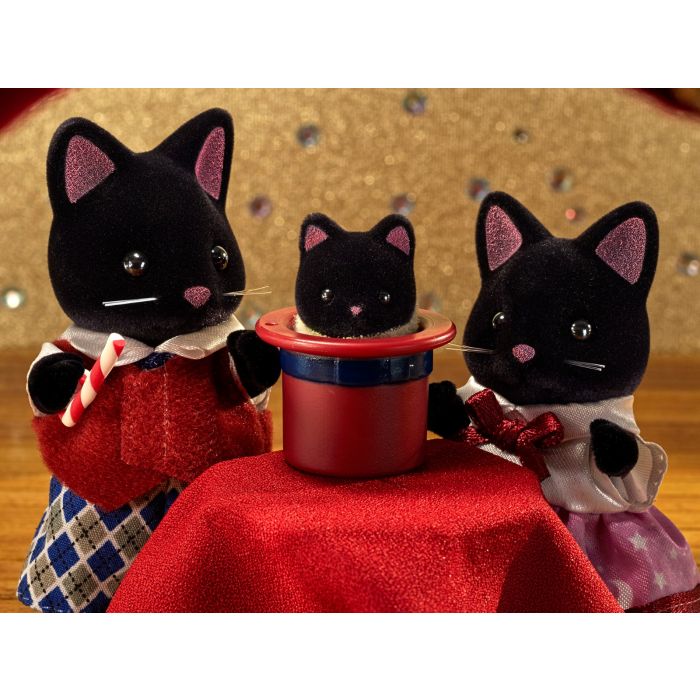 Sylvanian Families - Midnight Cat Family