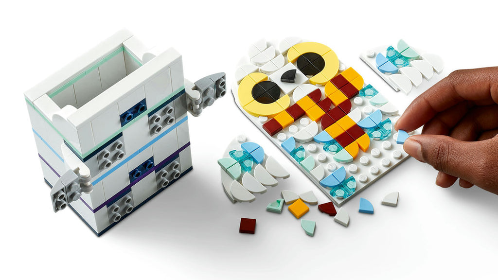 Lego Dots - Hedwig™ Pencil Holder - 41809